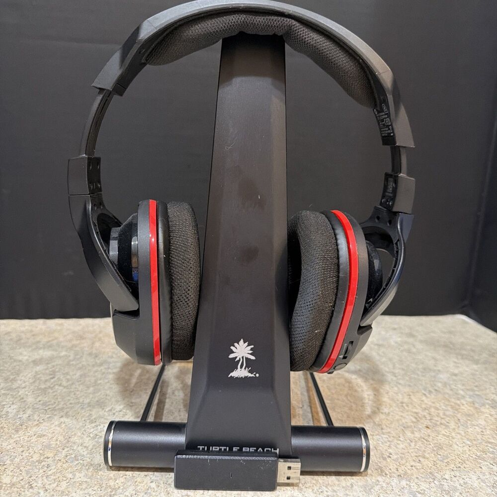 Turtle Beach  450 Wireless Gaming Headset with mic and stand- no charger-tested